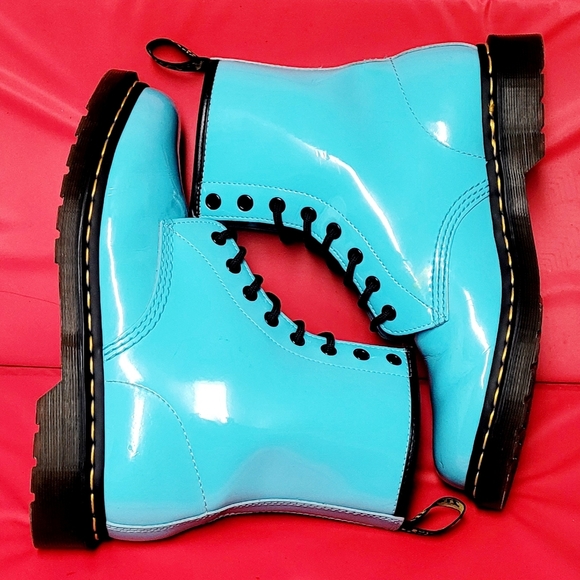 Dr. Martens 1460 Light Blue Patent Leather Women's Boots #27216 size 10 - Picture 3 of 11